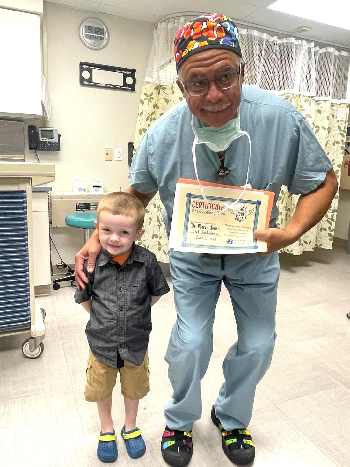 Blessing Hospital Dr Jones with young patient